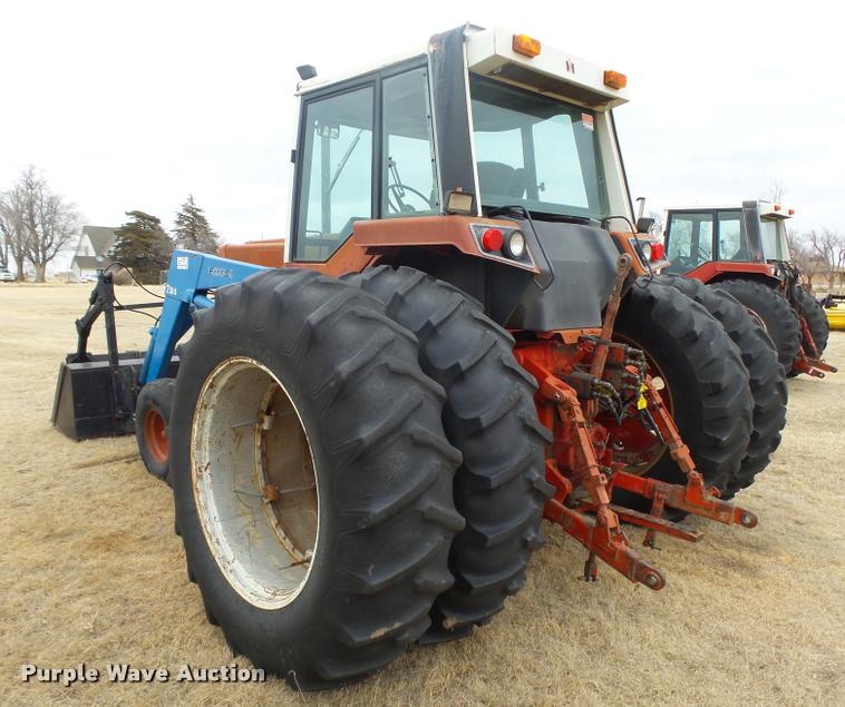 image for item DB1844 International 1086 tractor