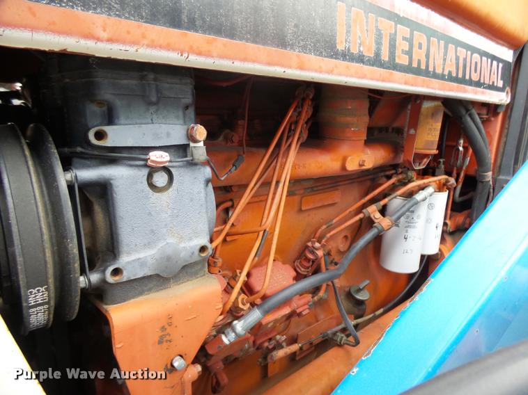 image for item DB1844 International 1086 tractor