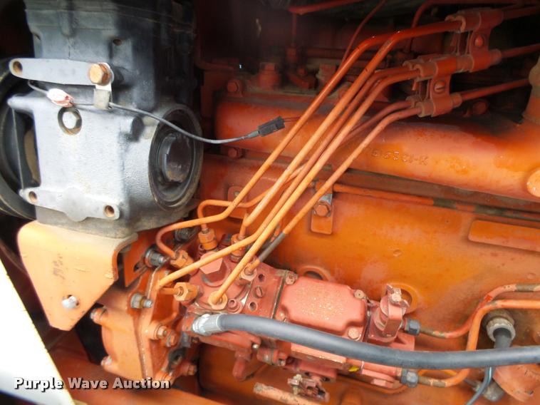 image for item DB1844 International 1086 tractor