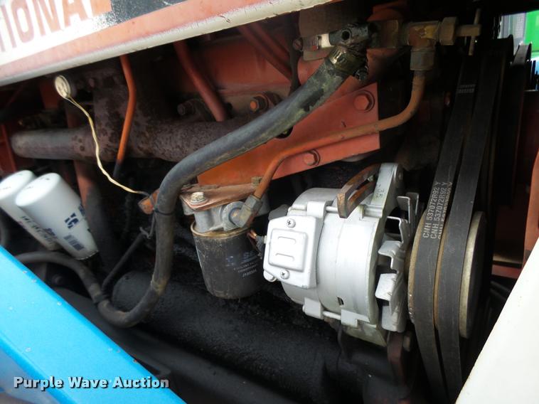 image for item DB1844 International 1086 tractor