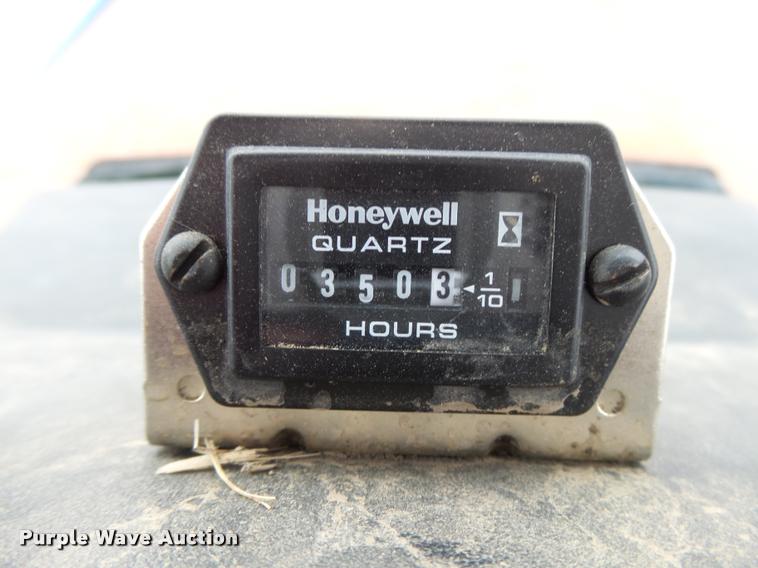 image for item DB1844 International 1086 tractor