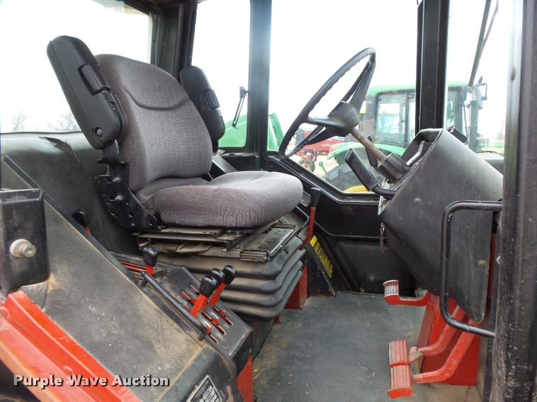 image for item DB1844 International 1086 tractor