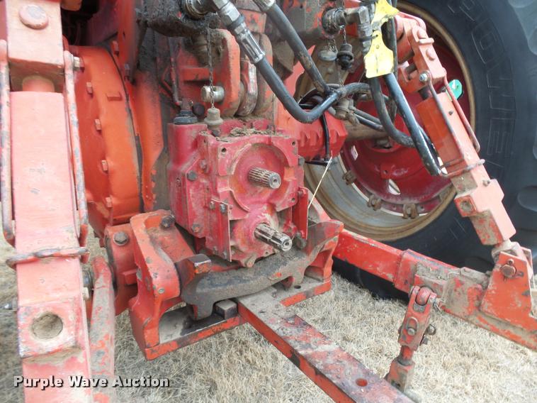 image for item DB1844 International 1086 tractor