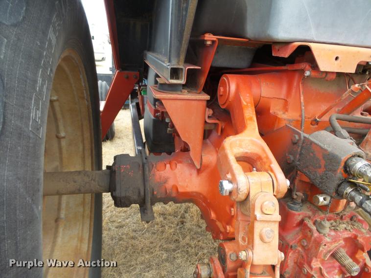 image for item DB1844 International 1086 tractor