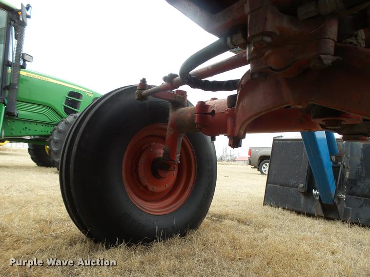 image for item DB1844 International 1086 tractor