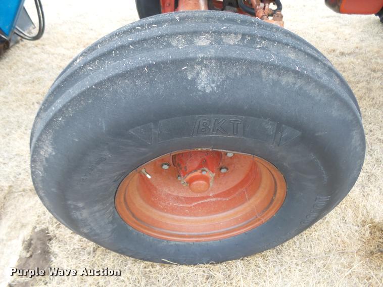 image for item DB1844 International 1086 tractor