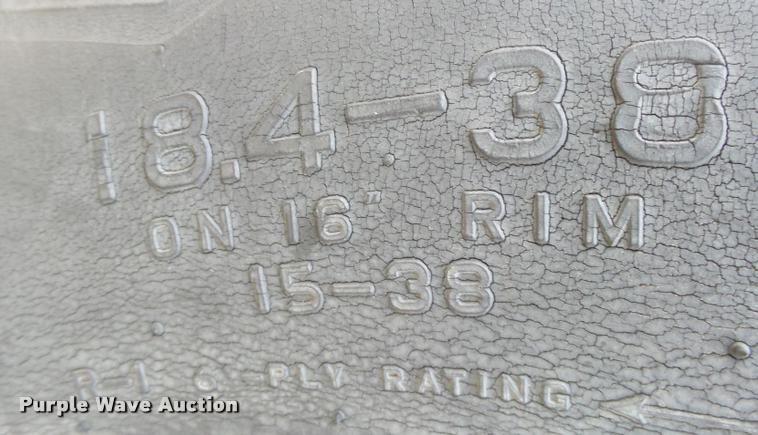 image for item DB1844 International 1086 tractor