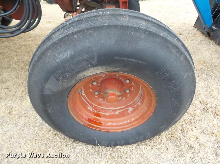 image for item DB1844 International 1086 tractor