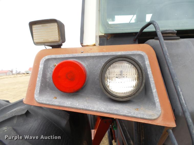 image for item DB1844 International 1086 tractor