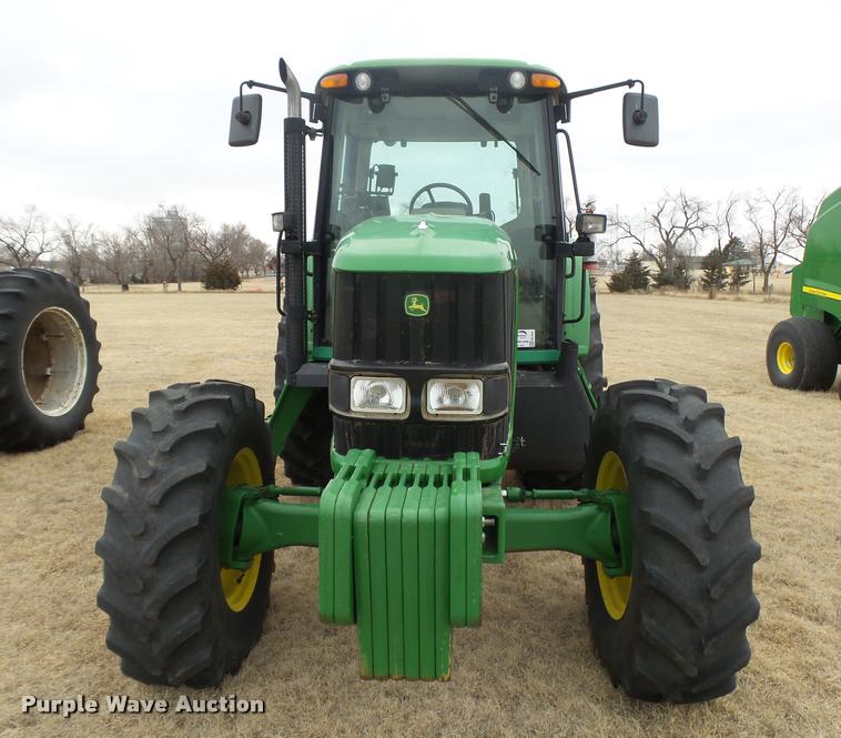image for item DB1845 2008 John Deere 7130 MFWD tractor
