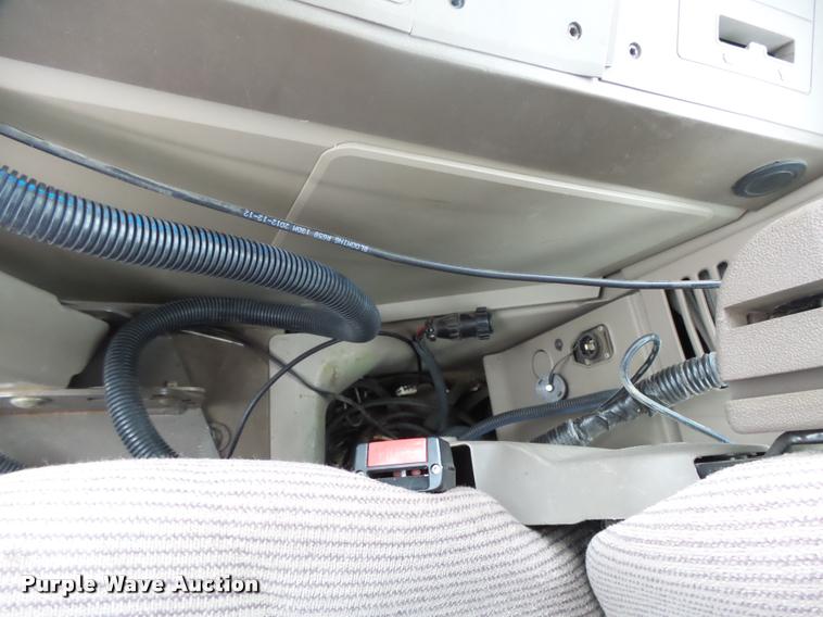 image for item DB1845 2008 John Deere 7130 MFWD tractor