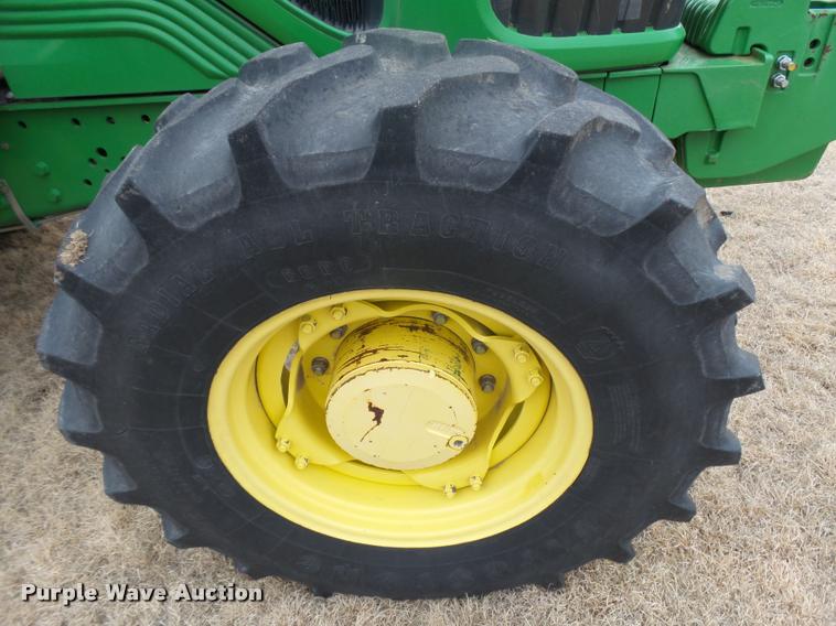 image for item DB1845 2008 John Deere 7130 MFWD tractor