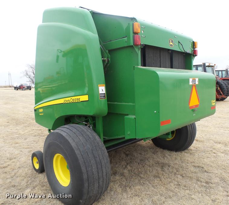 image for item DB1846 2014 John Deere 569 Premium round baler