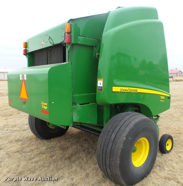 image for item DB1846 2014 John Deere 569 Premium round baler