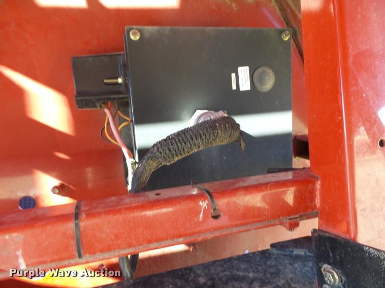 image for item DB1851 2005 Case IH RBX562 round baler