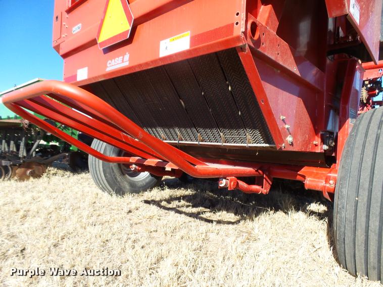 image for item DB1851 2005 Case IH RBX562 round baler