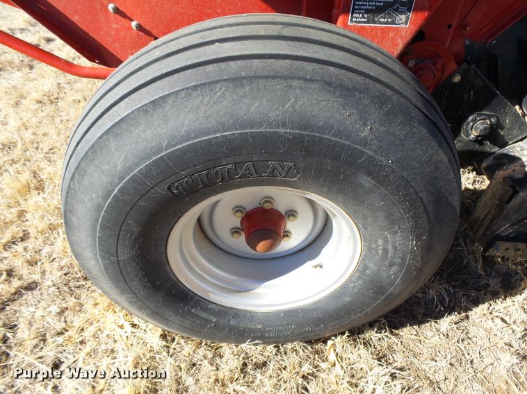 image for item DB1851 2005 Case IH RBX562 round baler