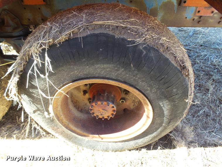 image for item DB1853 Butler Oswalt 650 manure spreader