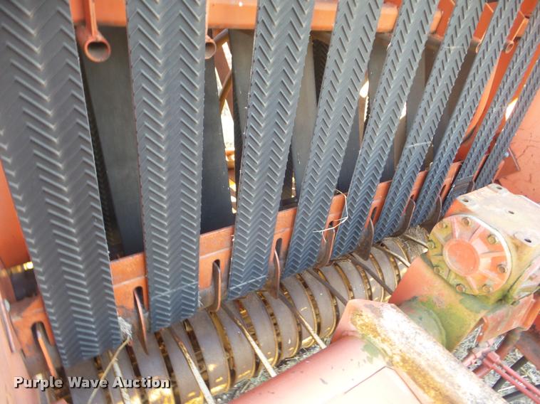 image for item DB2288 Hesston Rounder 5500 round baler