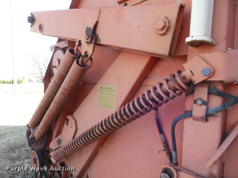 image for item DB2288 Hesston Rounder 5500 round baler