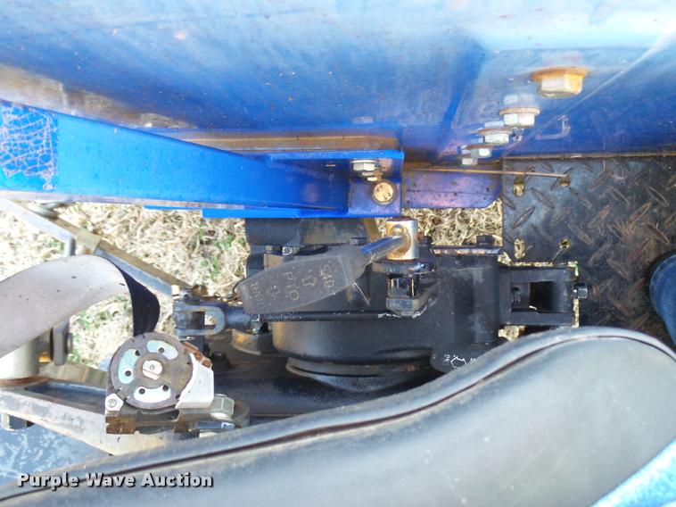 image for item DB2315 2005 Lenar LE354 MFWD tractor