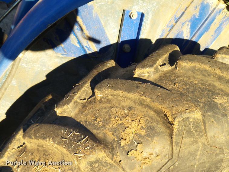 image for item DB2315 2005 Lenar LE354 MFWD tractor