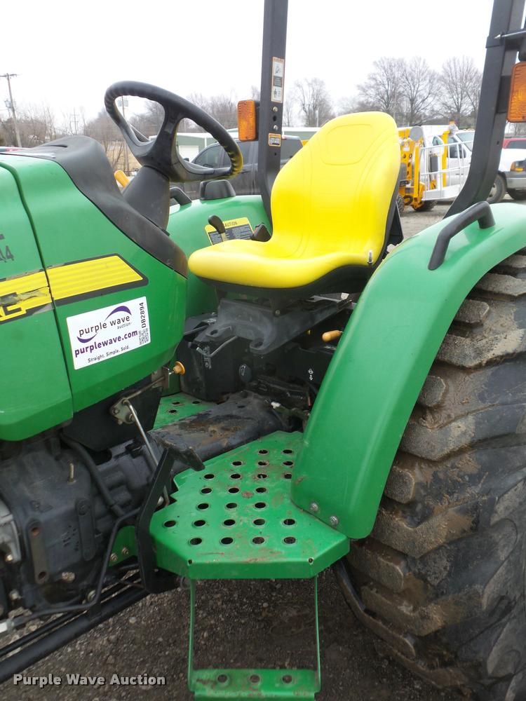 image for item DB2894 2008 John Deere 4105 MFWD tractor