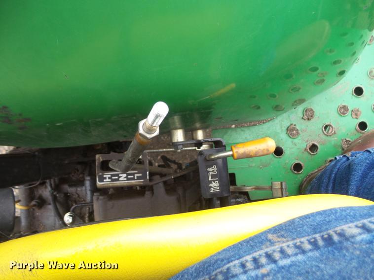 image for item DB2894 2008 John Deere 4105 MFWD tractor