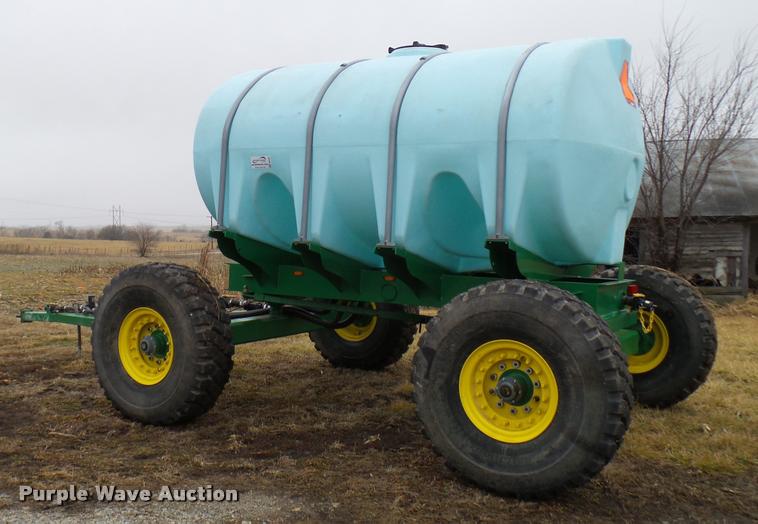 image for item DB2896 2014 liquid fertilizer cart