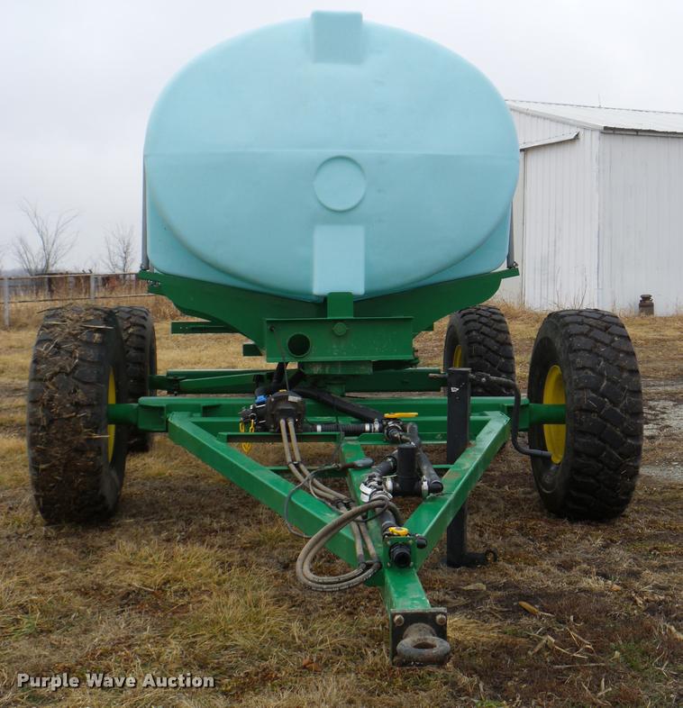 image for item DB2896 2014 liquid fertilizer cart