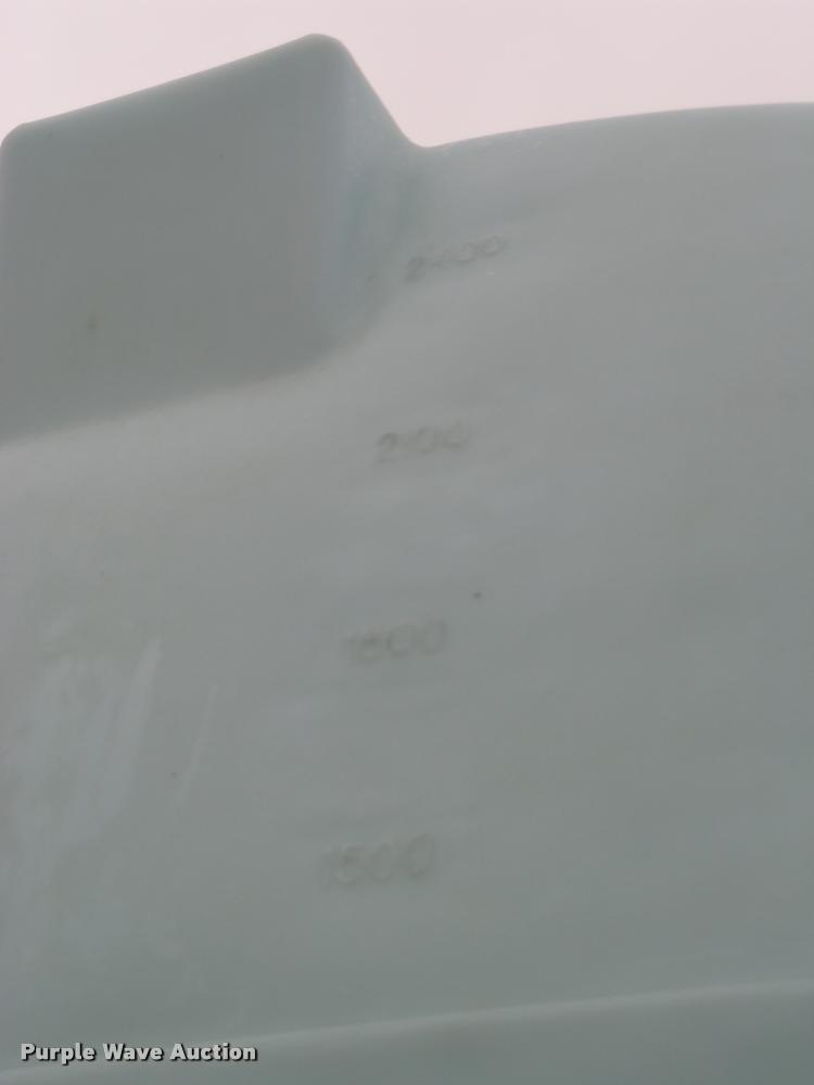 image for item DB2896 2014 liquid fertilizer cart