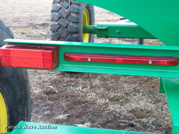 image for item DB2896 2014 liquid fertilizer cart