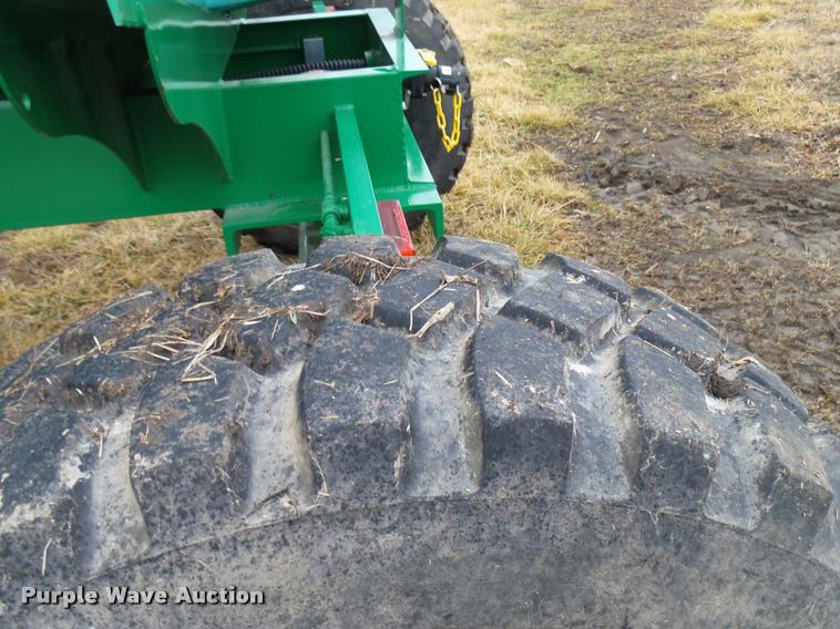 image for item DB2896 2014 liquid fertilizer cart