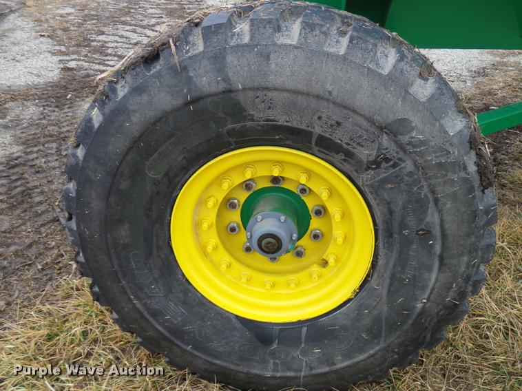 image for item DB2896 2014 liquid fertilizer cart