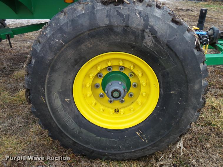 image for item DB2896 2014 liquid fertilizer cart