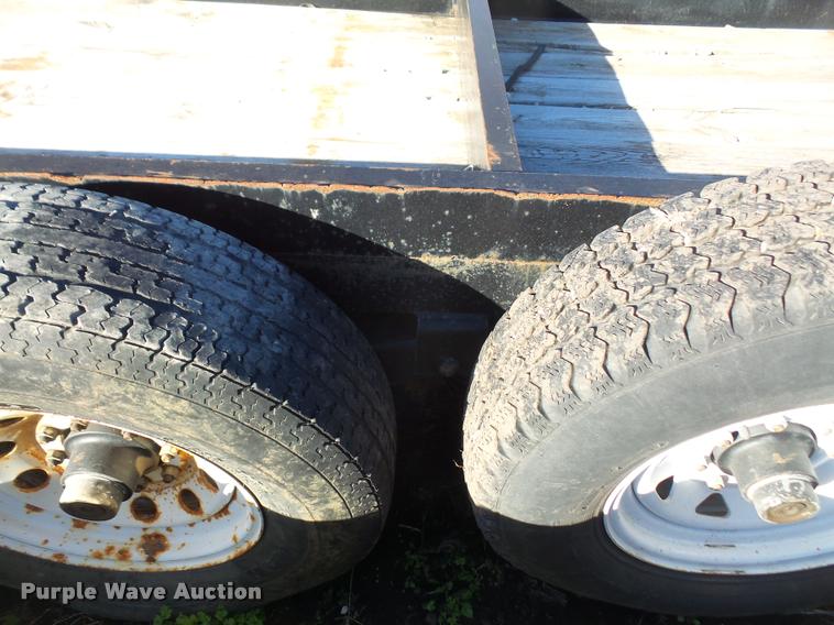 image for item DB2954 2007 B-B sprayer trailer