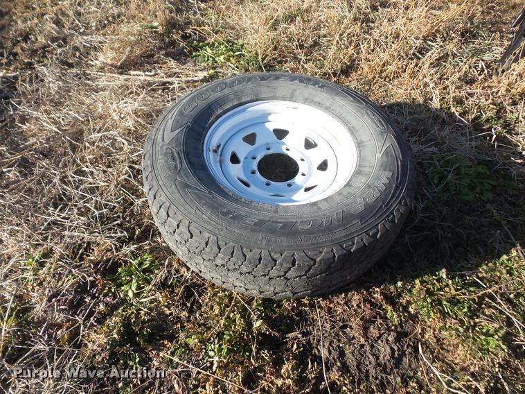 image for item DB2954 2007 B-B sprayer trailer