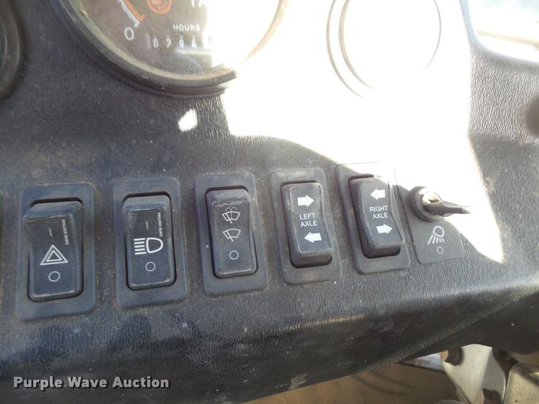 image for item DB2955 1999 SpraCoupe 4440 self-propelled sprayer