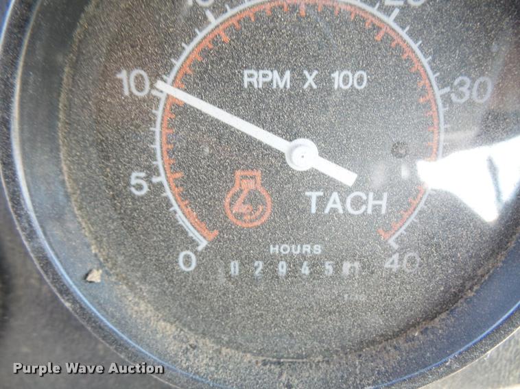 image for item DB2955 1999 SpraCoupe 4440 self-propelled sprayer