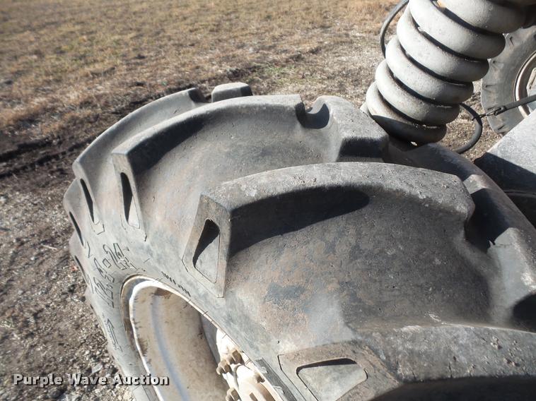 image for item DB2955 1999 SpraCoupe 4440 self-propelled sprayer