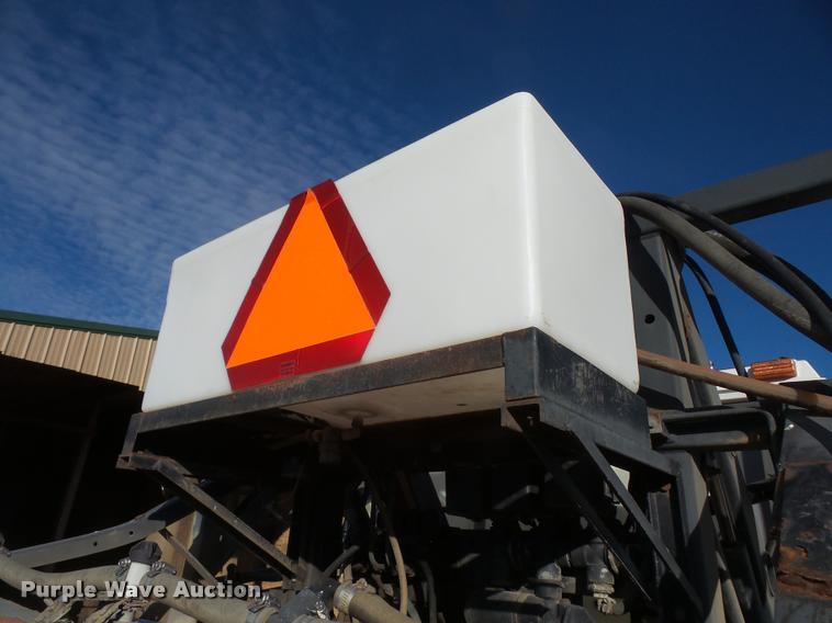 image for item DB2955 1999 SpraCoupe 4440 self-propelled sprayer