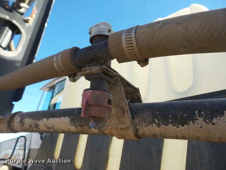 image for item DB2955 1999 SpraCoupe 4440 self-propelled sprayer