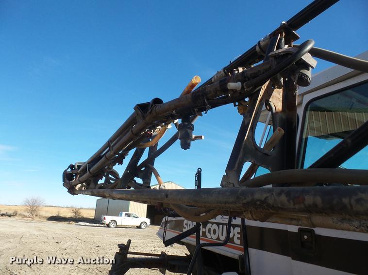 image for item DB2955 1999 SpraCoupe 4440 self-propelled sprayer