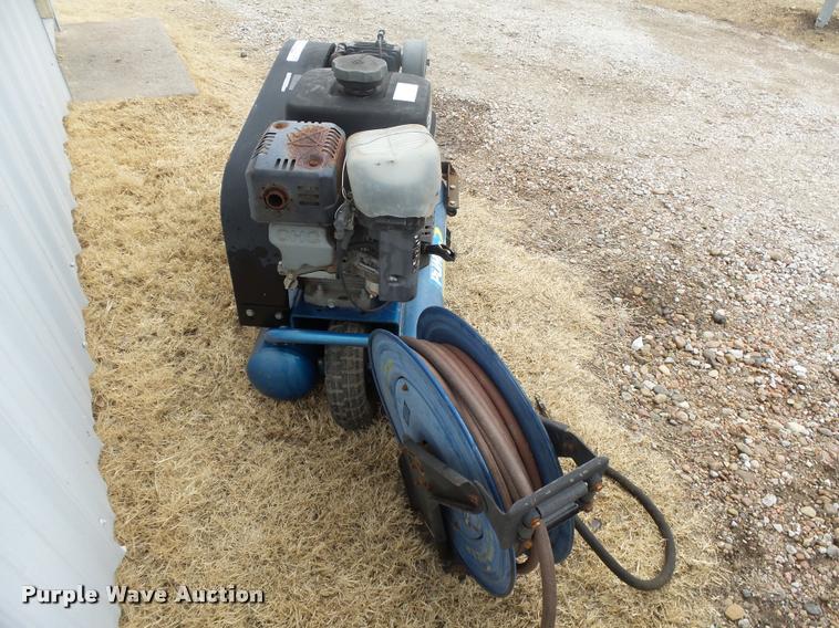 image for item DI9619 Puma Industrial air compressor