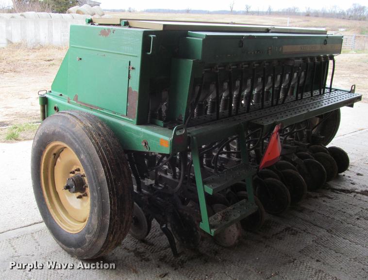image for item J2646 Great Plains 1005NG no-till grain drill
