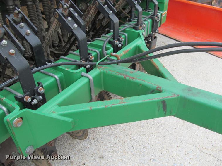 image for item J2646 Great Plains 1005NG no-till grain drill