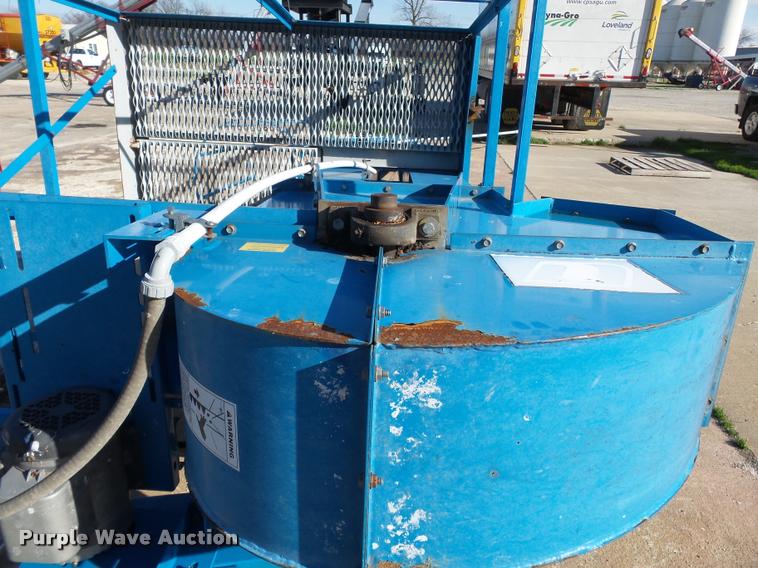 image for item K3405 2010 Universal Industries D3-1000-ED bucket elevator