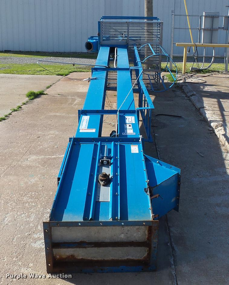 image for item K3405 2010 Universal Industries D3-1000-ED bucket elevator