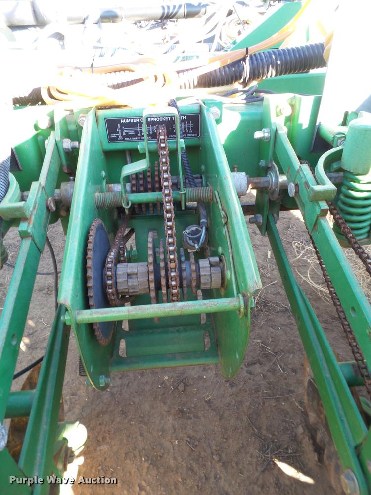 image for item L1714 John Deere 1770 minimum till conservation planter
