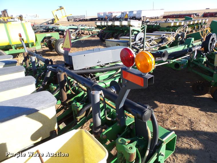 image for item L1714 John Deere 1770 minimum till conservation planter